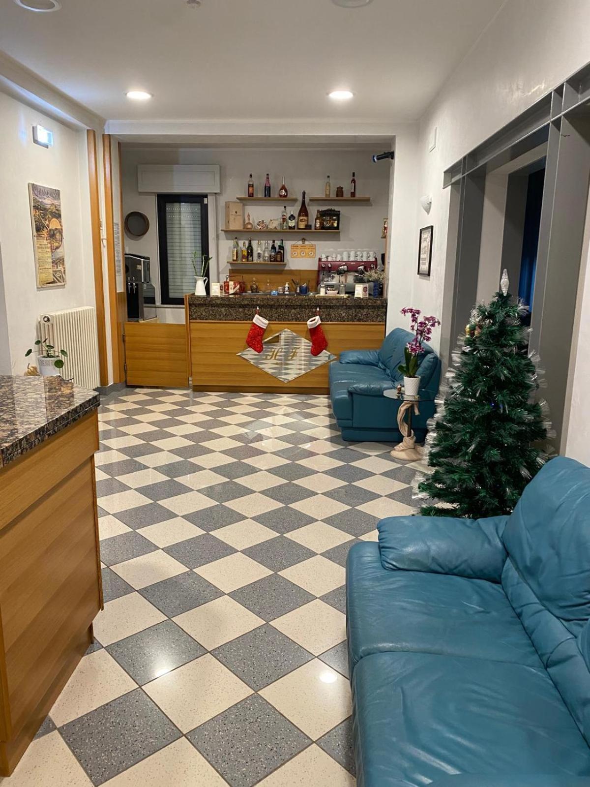 Hotel Ferrara Chianciano Terme Eksteriør bilde